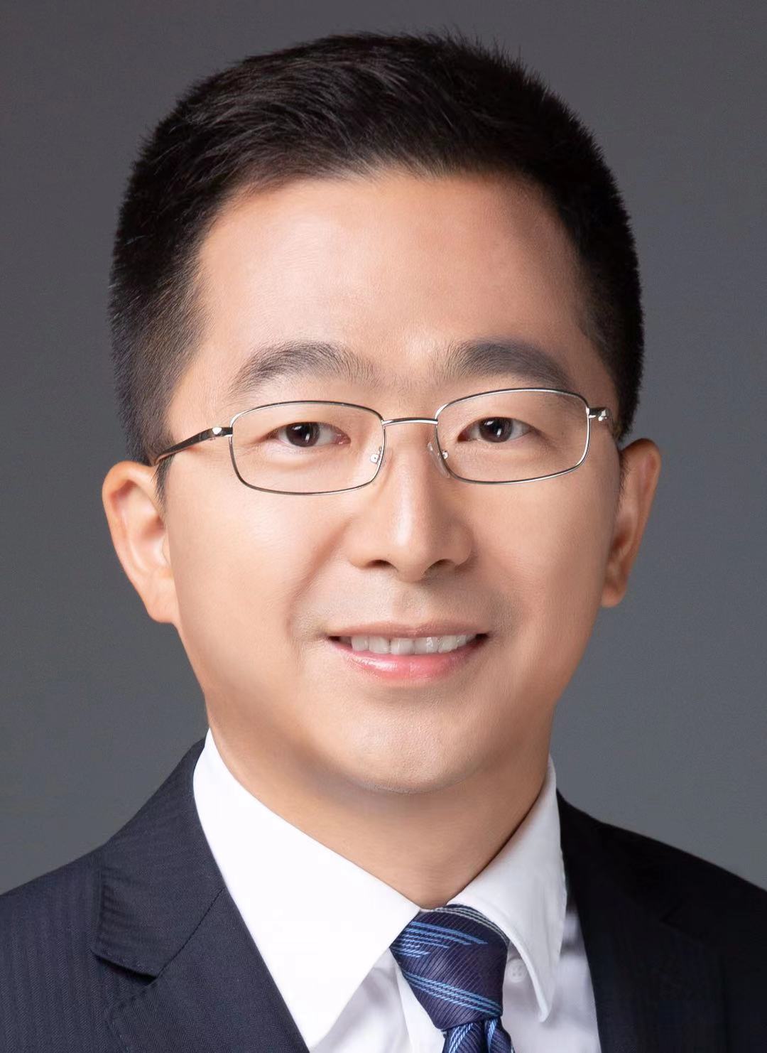 伍戈.jpg 伍戈.jpg