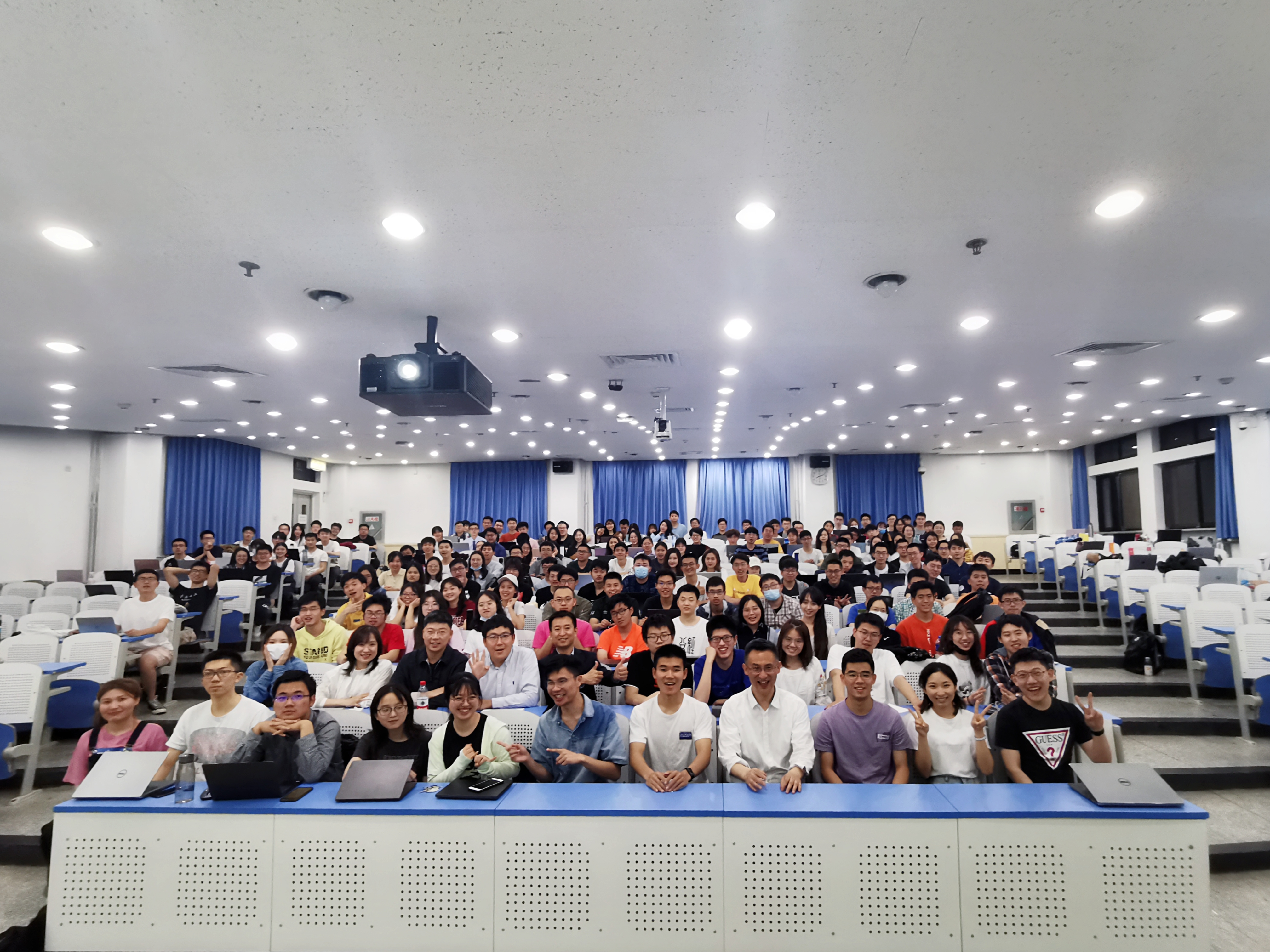 微信图片_20210609121921.jpg 微信图片_20210609121921.jpg