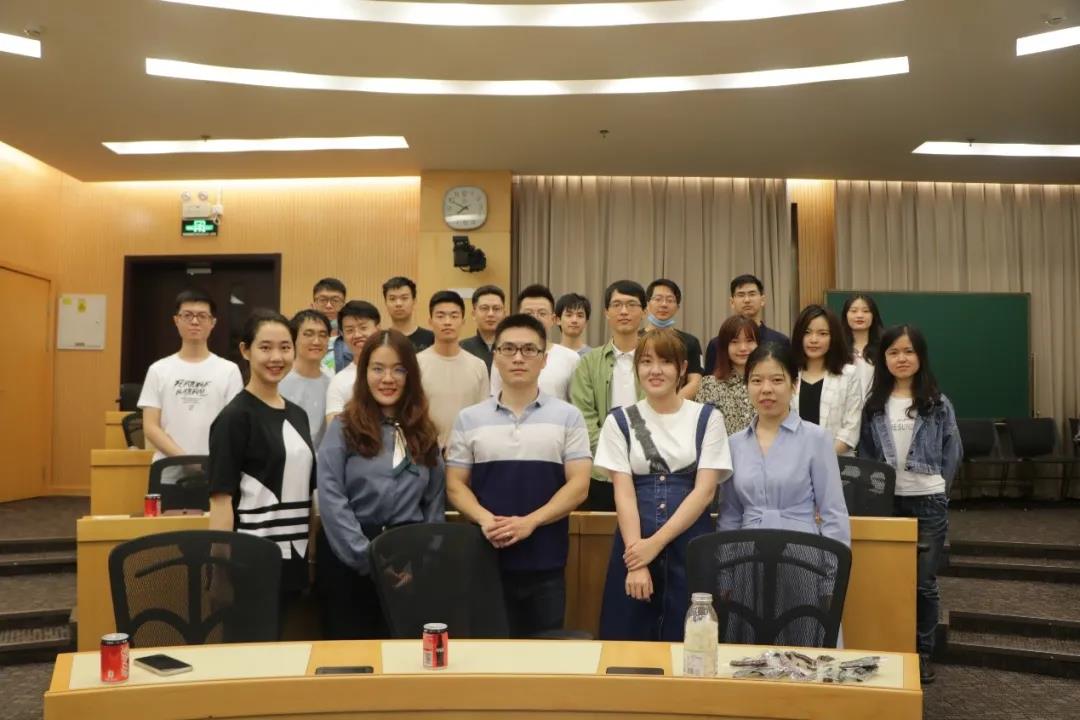 袁俊童5.jpg 袁俊童5.jpg