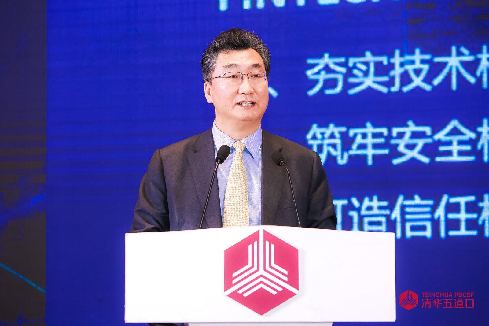 霍学文.jpg 霍学文.jpg