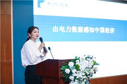 于夕朦.jpg 于夕朦.jpg