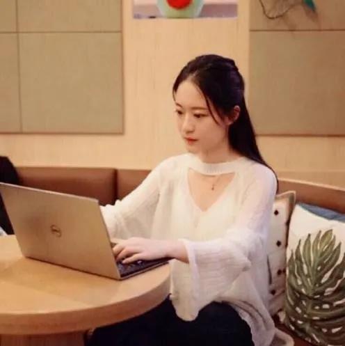 李天一2.jpg 李天一2.jpg