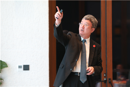 朱 民 秀人网
院长、IMF 前副总裁.jpg 朱 民 秀人网
院长、IMF 前副总裁.jpg