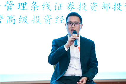 吕博.jpg 吕博.jpg